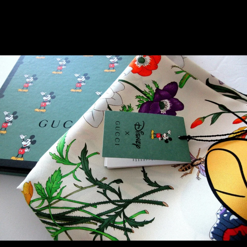 SOLD Gucci x Disney Collab - Mickey Mouse Floral Print Large Silk Scarf - New - Picture 5 of 5